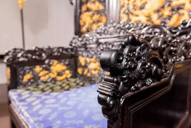 富婆|中国第一富婆家被盗 丢了手把件、手串、戒指 郭德纲还曾专门拜访