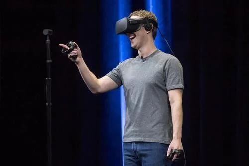 Facebook“迷之操作” 将在虚拟现实头戴设备上测试广告