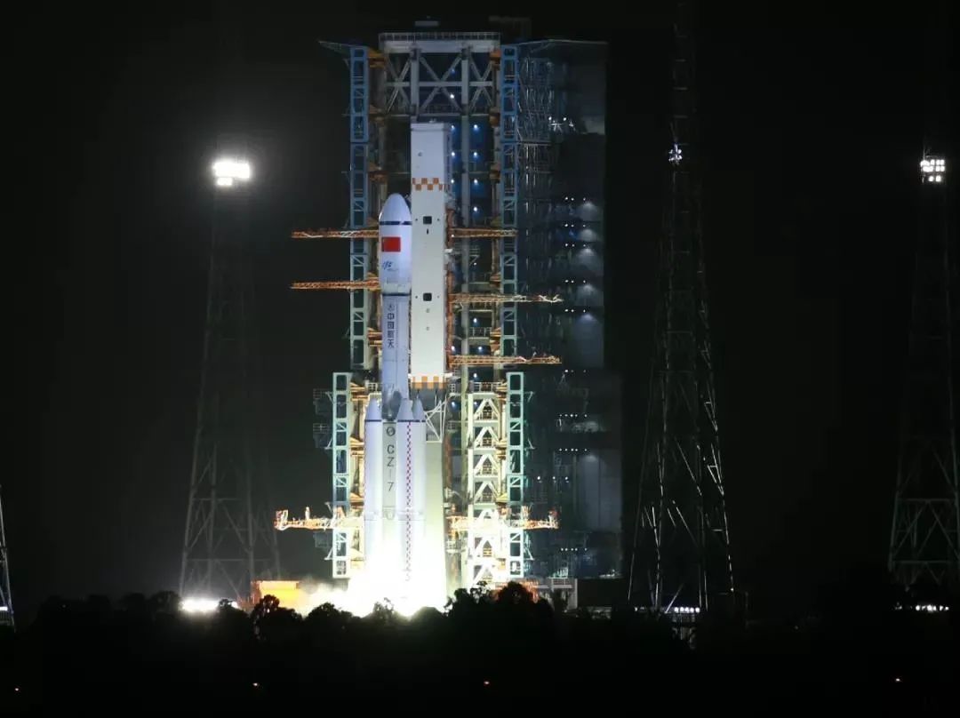 发射 刚刚，“天舟二号”发射成功！太空“快递小哥”奔赴空间站