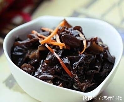 预防血栓|黑木耳和它是好搭档,每周两次,“清洗”血管,预防血栓形成