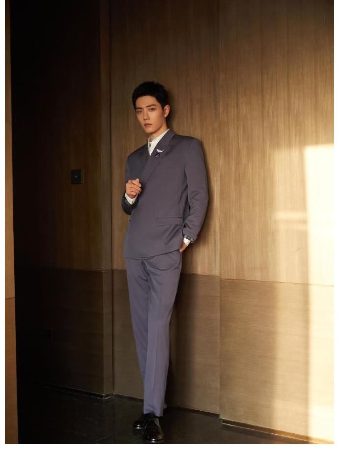 星光大賞合影，肖戰(zhàn)王一博再度同框同臺，紅海引爆全場！