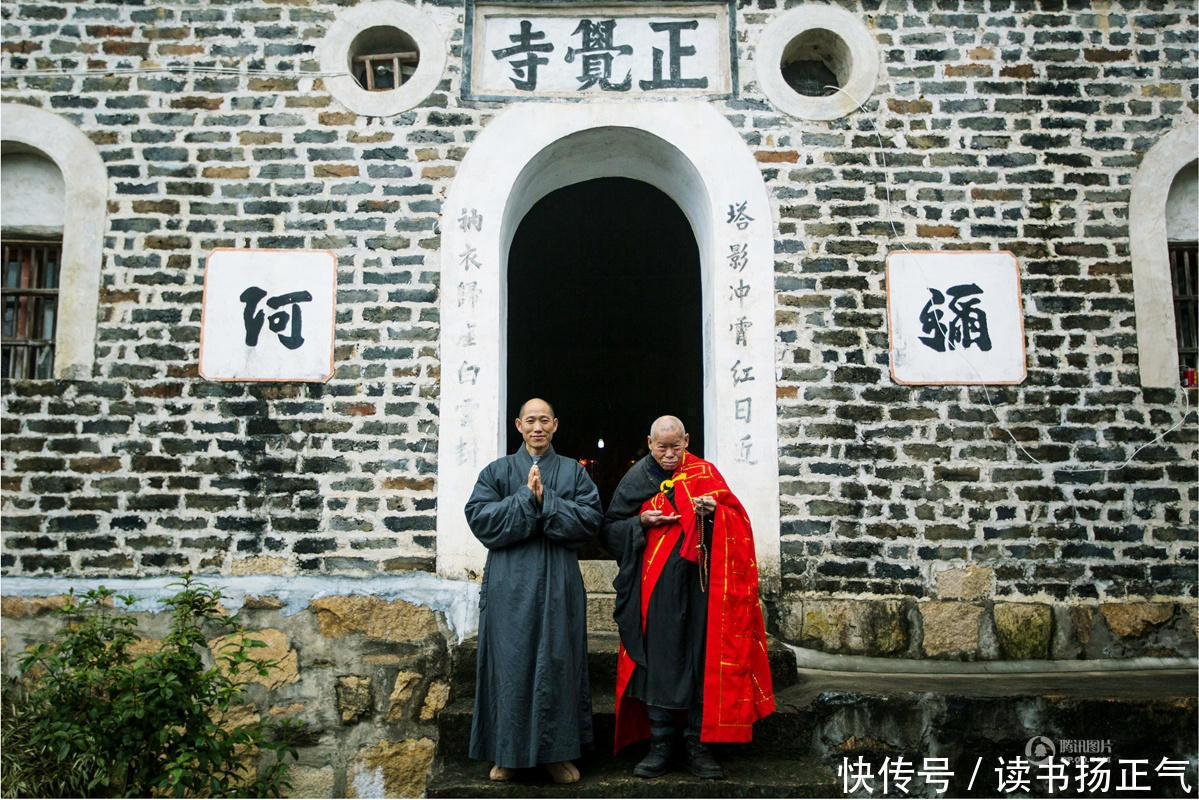 隐居深山的高僧:一心向佛,63年油盐不进,一件衲衣穿43年