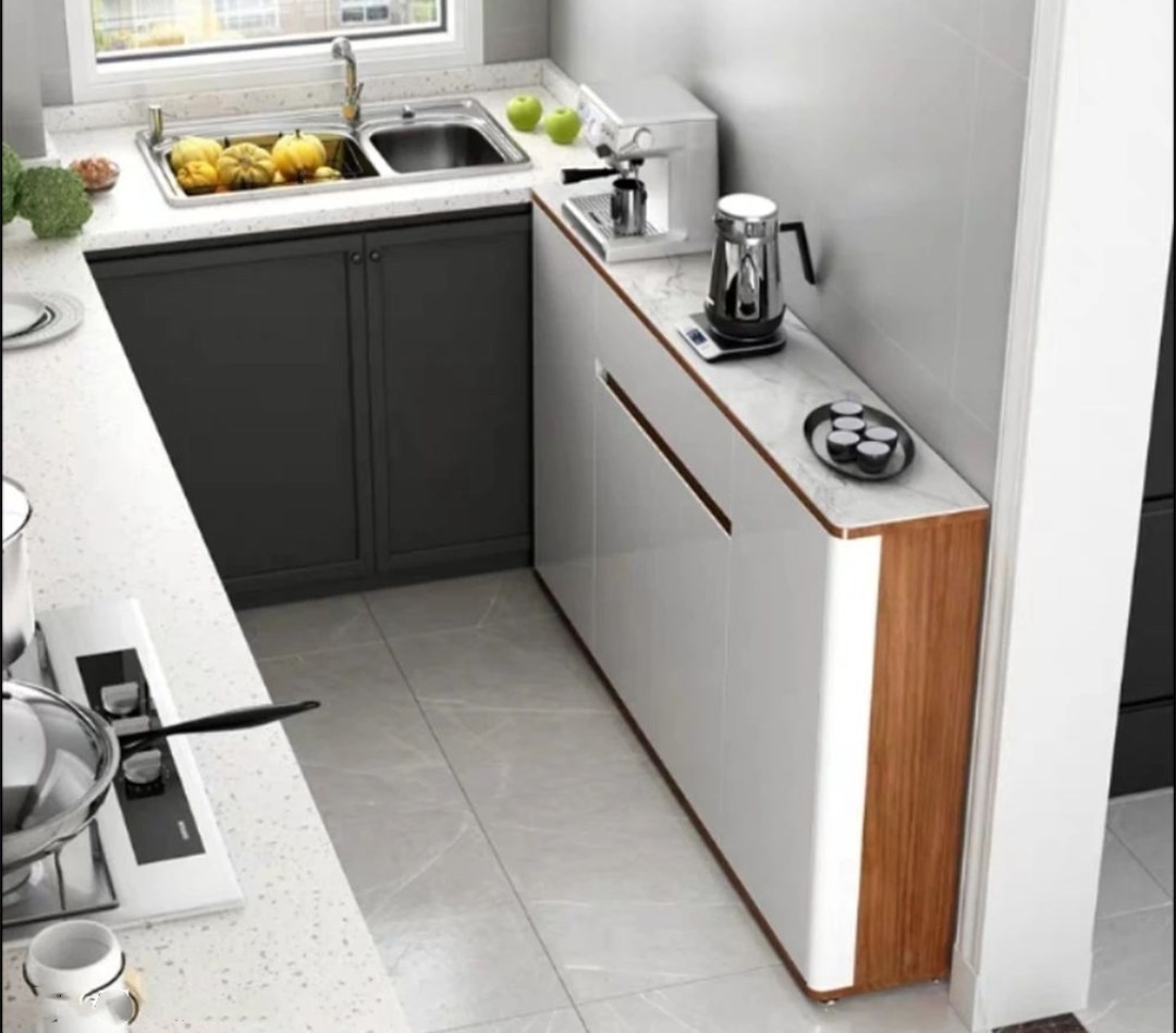厨房|小厨房别光知道装L型橱柜，贴边打20公分不对称U型柜，更实用！