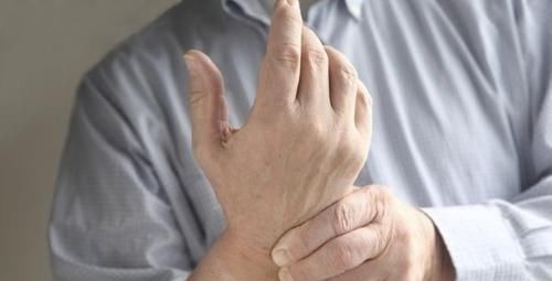 恶心|心脏和脾胃不好,都可以用身体上的一个穴位调,只花时间不花钱