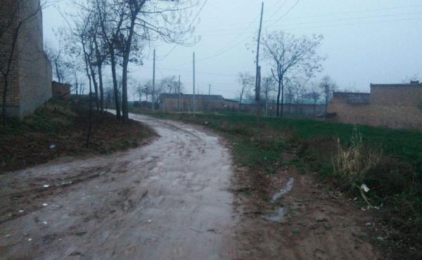 俗语“门口有横路,子孙多富贵”,横路是什么路?看完长见识了!