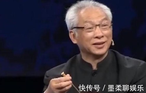 定情信物$美女手拿“金箍棒”来鉴宝,研究过后拆成两段,估价激动