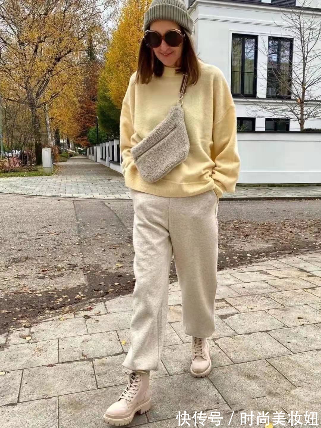 工装裤|50岁女人尽量少穿“牛仔裤”,学她不扮嫩、不花哨,气质满分