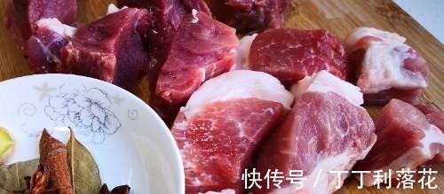红烧肉想要好吃,原来有秘诀,按这个方法做,肥而不腻软烂又入味!