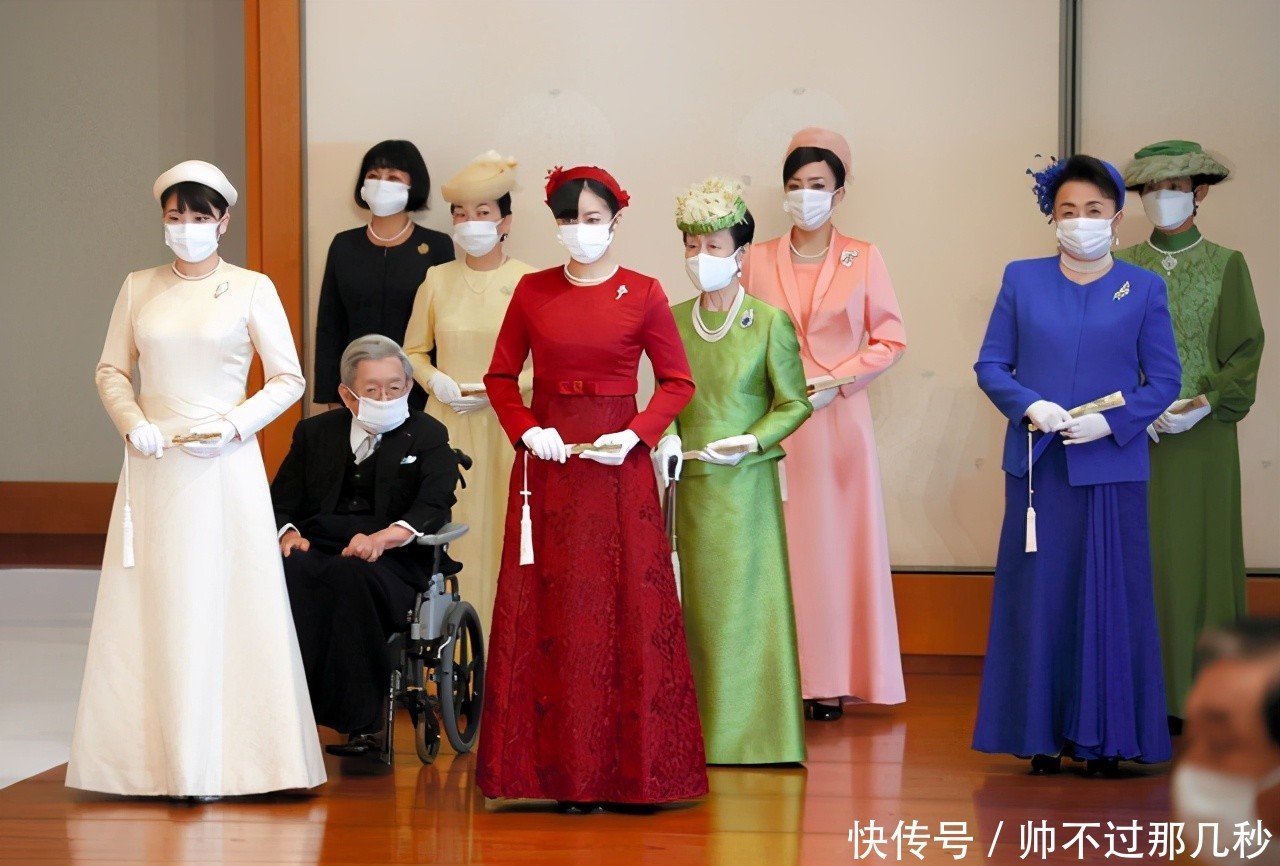 选择|日本皇室册封皇太子!雅子皇后穿“十二单”好隆重,纪子妃惊艳了