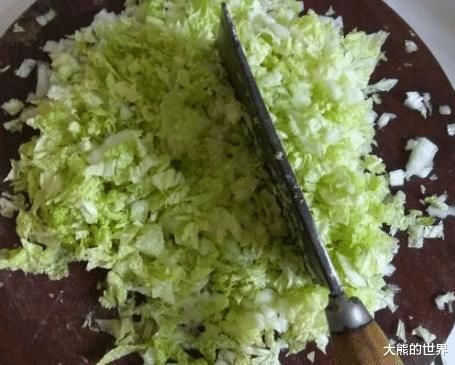 多汁|做白菜馅饺子，牢牢记住“两不放”，饺子味道香，还鲜嫩多汁