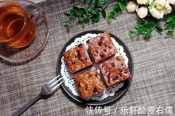 低糖|低糖少油做法超简单！无需打发的香蕉蛋糕，真的很好吃