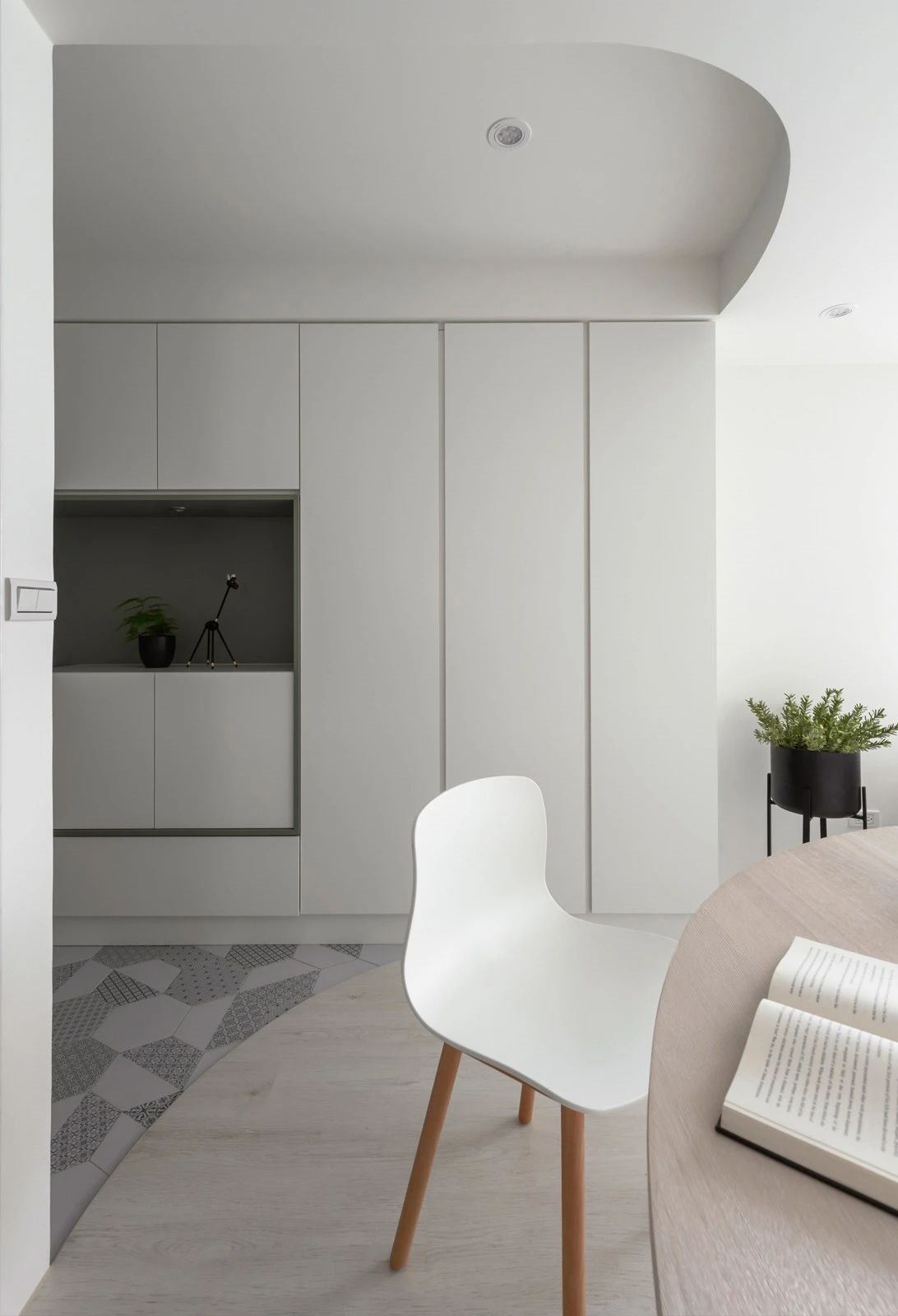 家装|80款入户鞋柜设计方案，人家这样装，太亮眼了