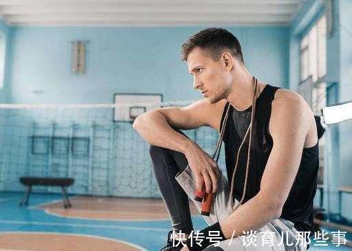 行为|7种行为最毁膝盖，早该拉入“黑名单”，可惜很多人天天都在做