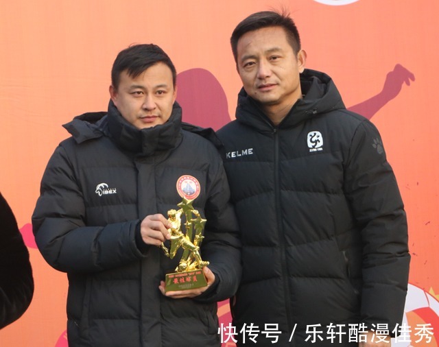 贺岁杯|泰山队功勋球员闪耀泰安业余足球赛场,梅开二度带队5比4夺冠
