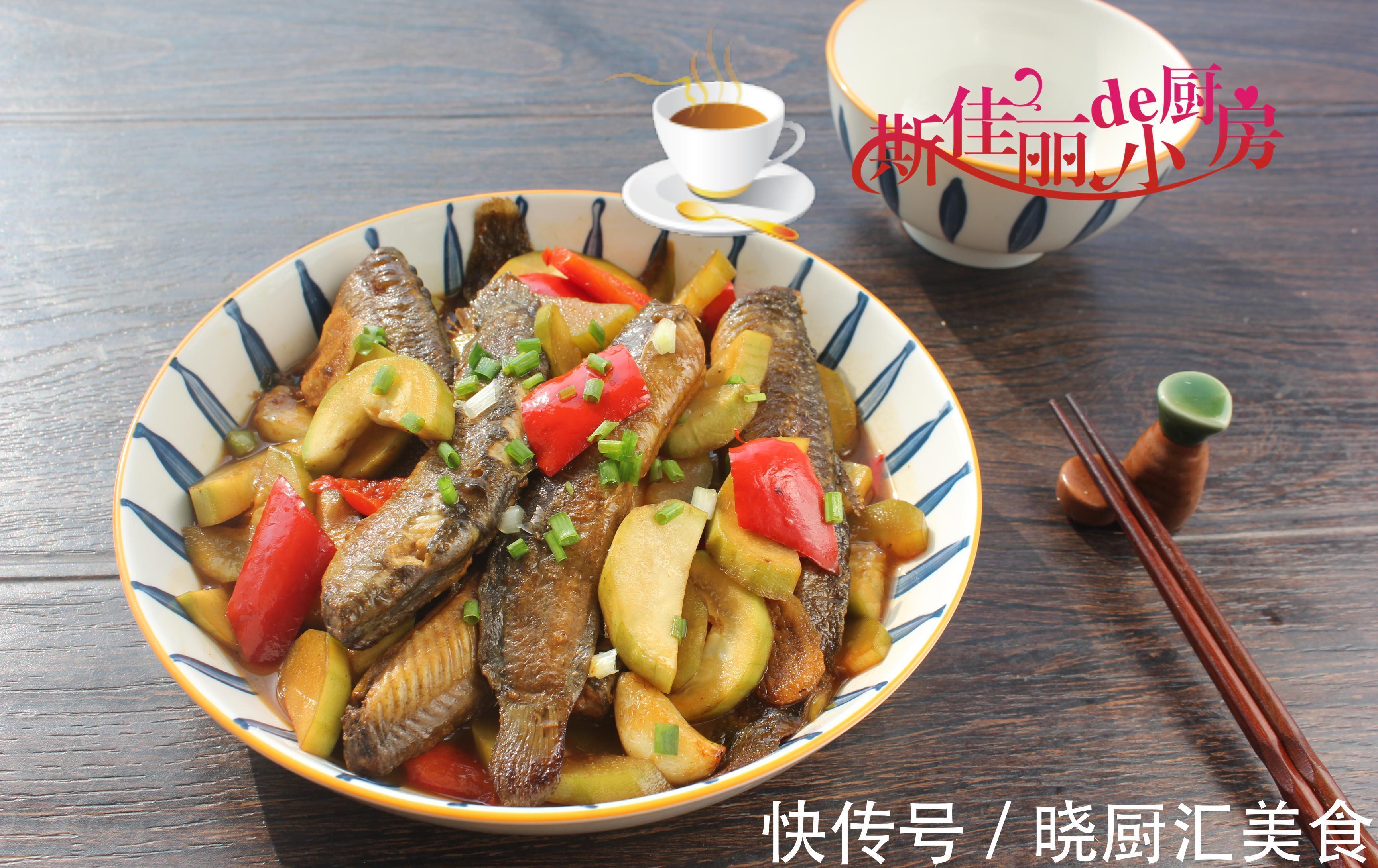 一家三口晚餐，晒圈火了，实惠美味又营养，网友赞道会过日子