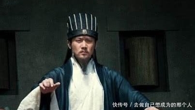 空城计|诸葛亮巧施空城计，为何司马懿领兵十万不围攻，反而火速退兵