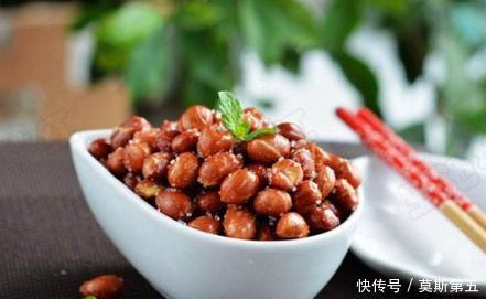  流失|油炸花生米是爱喝酒人的宝贝，可吃的越多，你健康流失越多