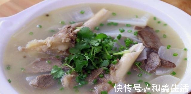 炖羊肉时,千万不能放这料,否则羊肉又柴又膻,一锅汤就毁了