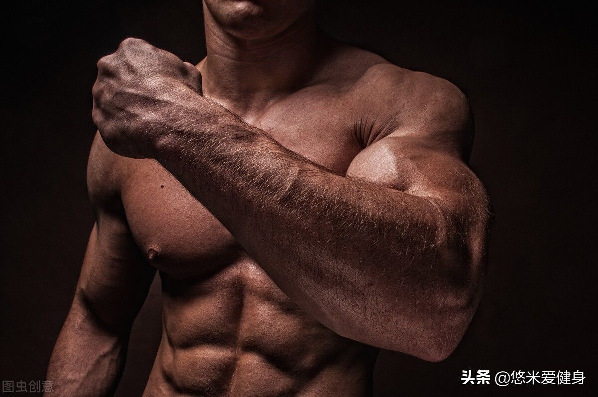 单杠|引体向上握不紧单杠怎么办?每天训练1个动作,快速提升双手握力