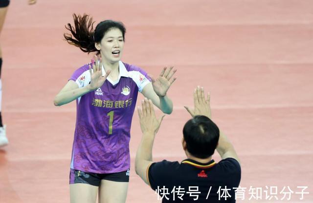 王媛媛|天津女排透露出关键信息,三名选手正式离开球队,两位置让人担忧