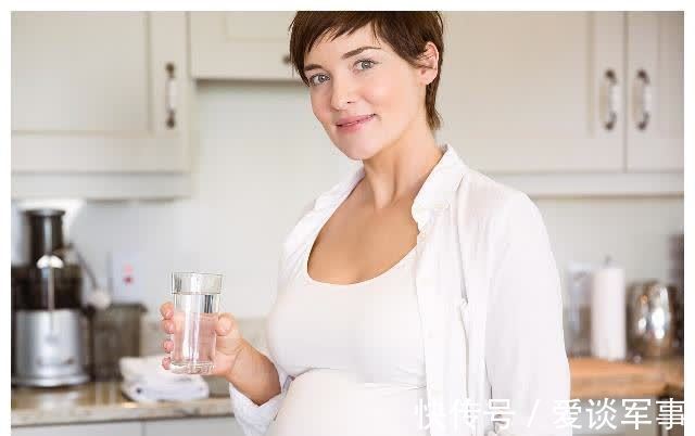 陈女士|真正影响胎儿呼吸顺畅的,是孕妇这些恶习,别让“生命水”被污染