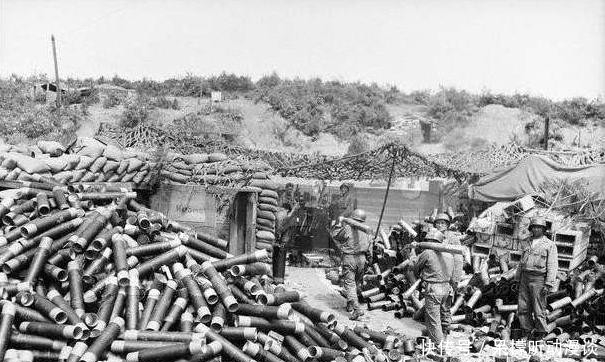 震死|上甘岭阵地，每秒落弹6发，白天黑夜不分颜色，卫生员被活活震死，惨烈！