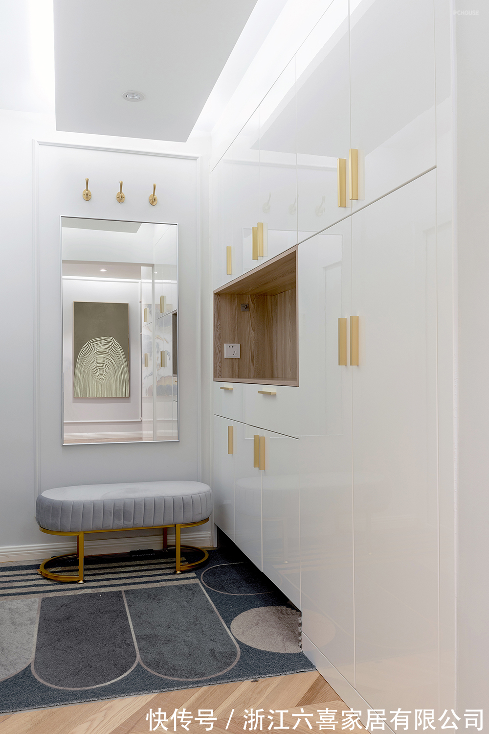卫生间|58㎡一居室拥有超大厨房+超长玄关，尽显不一样的现代轻奢风