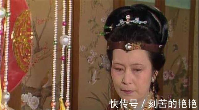 红楼梦$红楼梦薛姨妈被贾母“软勒索”,有苦说不出,王夫人也无可奈何