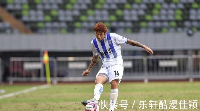 功臣|没想到!他原本是成都蓉城新援热门,如今却成武汉三镇冲超功臣