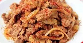 葱爆羊肉、红烧羊肉、孜然羊肉、烤羊肉串……8种羊肉做法！