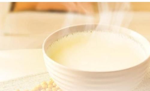 小拌菜|“高血压”越来越多，医生忠告：高血压这样吃早餐，健康又养生