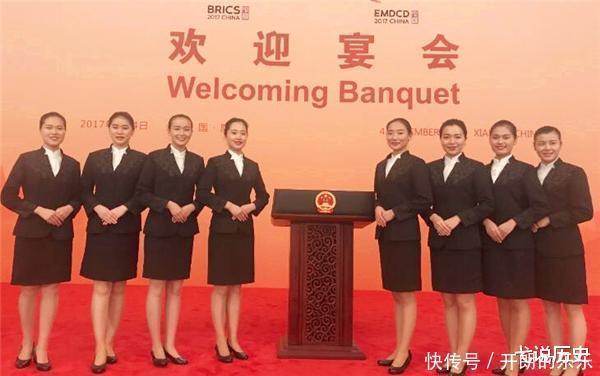 玉抱肚·赠赵今燕|“国宴级”服务员姚碧参加过3次过国宴服务,一般宴会请不动她