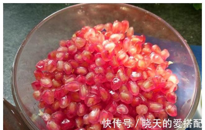 孩子想在学校门口买小吃，妈妈在家就能做，美味可口又干净卫生