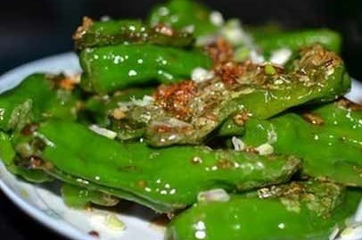 脸蛋|女性不想老太快,要多吃此菜,延缓皱纹生长,脸蛋光滑了,还减肥