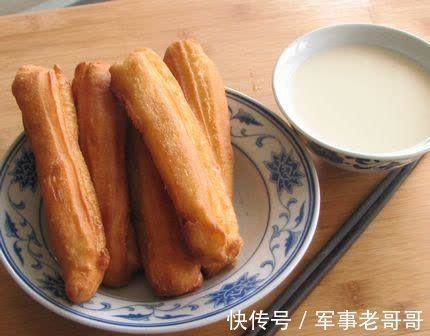 元气满满|4种最差早餐,吃一顿、毁一天!很多人吃上了瘾,伤害了身体