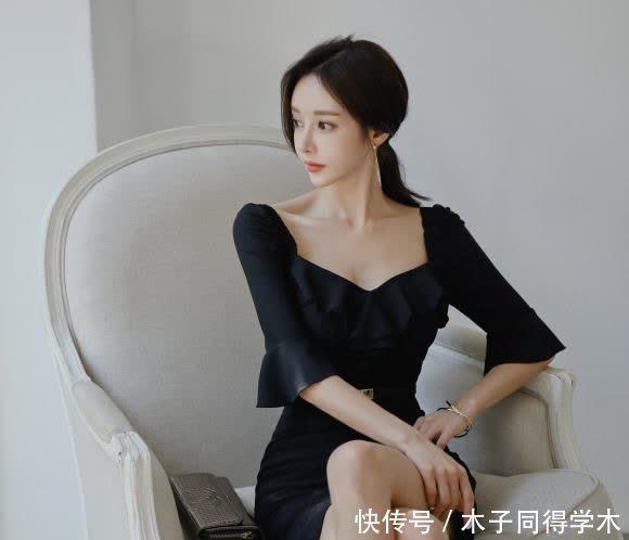 美人图鉴孙允珠:朔月珍珠墨香知韵荷叶连衣裙