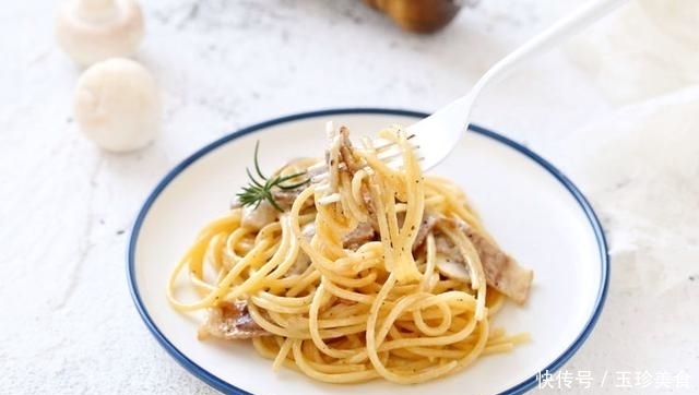 几秒钟学会豪华西餐,剩奶油煮意面,香浓美味贼洋气
