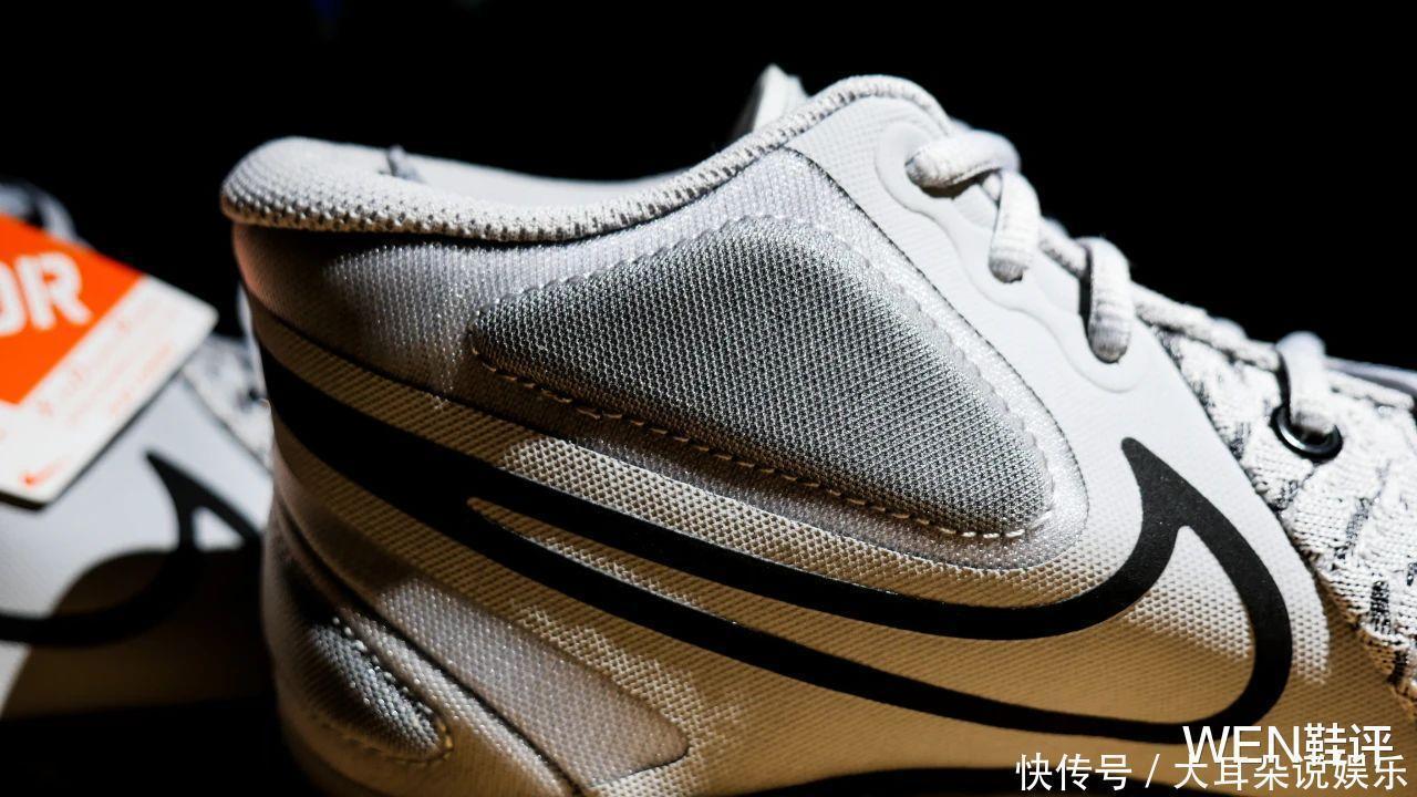 nike 400块入手杜兰特新战靴!高颜值新科技你心动吗