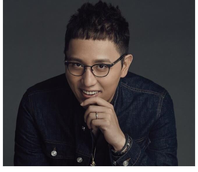 张家辉|从“中国好舌头”到人人喊打，走到今天的华少该怪谁呢