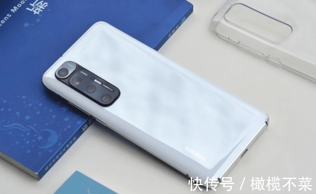 双曲面屏|从3299元跌至2769元,4780mAh+一亿像素,双曲面屏旗舰沦为中档机