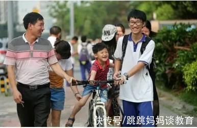 聊天|和有梗的父母聊天，说话实在接不上茬，学生:严重怀疑自己落伍了