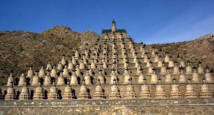 成吉思汗|为灭西夏,成吉思汗真的下令屠城,妇孺不留,并且挖地三尺吗?