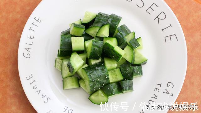 主菜|原来黄瓜切法有这么多种,黄瓜的花式切法大全图文详解,一看就会