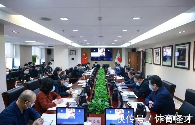 中国女排|蔡斌任中国女排主帅已批复,已到组建团队阶段,男排联赛有意扩军