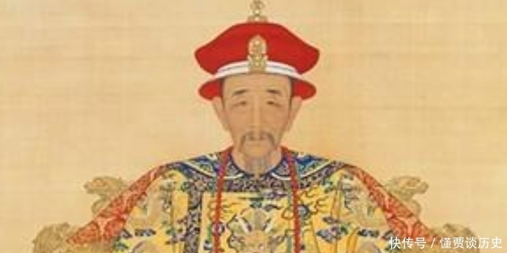 背着|古代一考生背着一麻袋馒头参加殿试,皇帝见状先怒后喜,后让其成为状元