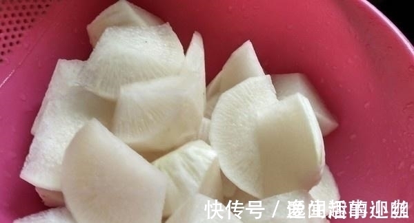 美味|女人要想老得慢,这菜要常吃!美味营养又便宜,8毛钱1斤!