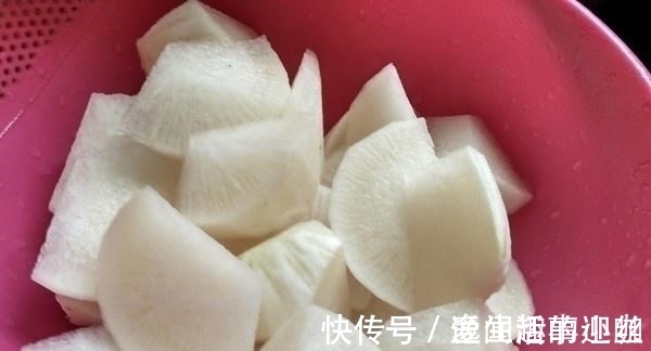 美味|女人要想老得慢，这菜要常吃！美味营养又便宜，8毛钱1斤！