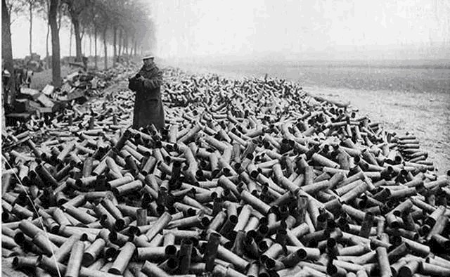 残酷|历史上最残酷的混战，10个月死伤75万人，参战国全部打破产