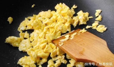 韭菜炒鸡蛋,有人先炒韭菜,有人先炒鸡蛋,顺序错了,难怪不好吃