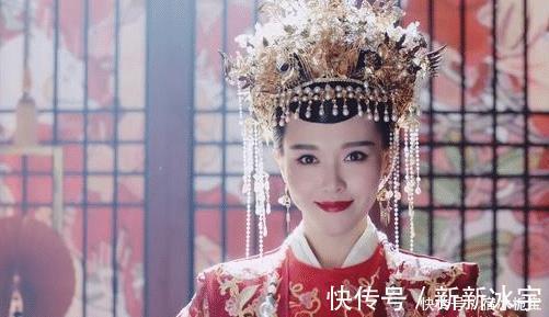 古装|现在的古装新娘的造型都是一顶发冠了事，越来越没有杜冰雁的韵味